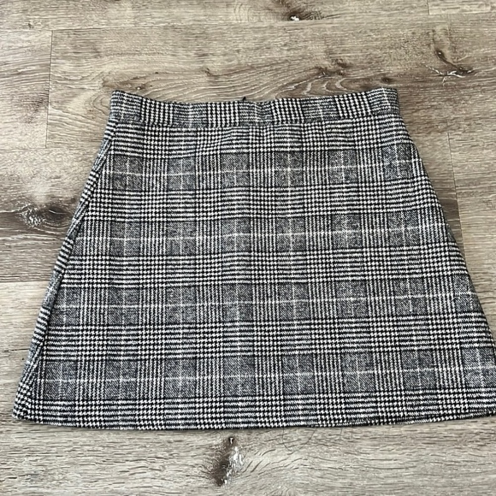 Black and white plaid A line mini skirt size medium